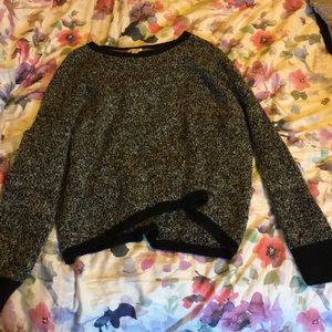 Xhilaration sweater size xxl